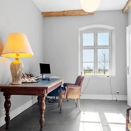 Renovated With Views Over Lillebaelt * Sønder Stenderup