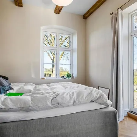 Renovated With Views Over Lillebaelt Semesterbostad